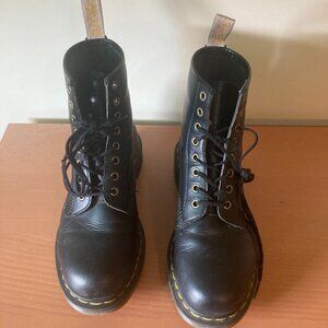 Doc Martins Vegan 1460 Felix Black Lace Up Boots size 10 mens